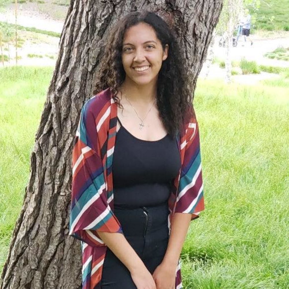 Meet your Posher, Destiny